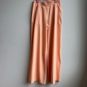 Lululemon Swift Mid Rise Wide Leg Pant Peach Bellini Orange Size 8 Medium